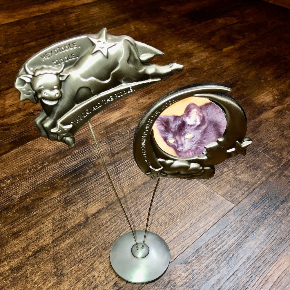 Pewter Hey Diddle Diddle Baby Picture Frame Cow Moon frame on wire pedestal CUTE